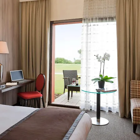 Cabot Bordeaux - Mgallery Collection