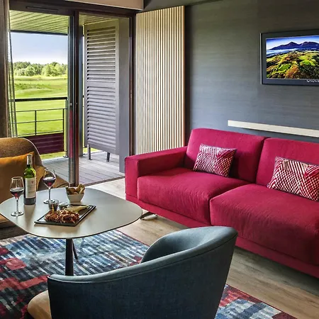 Cabot Bordeaux - Mgallery Collection